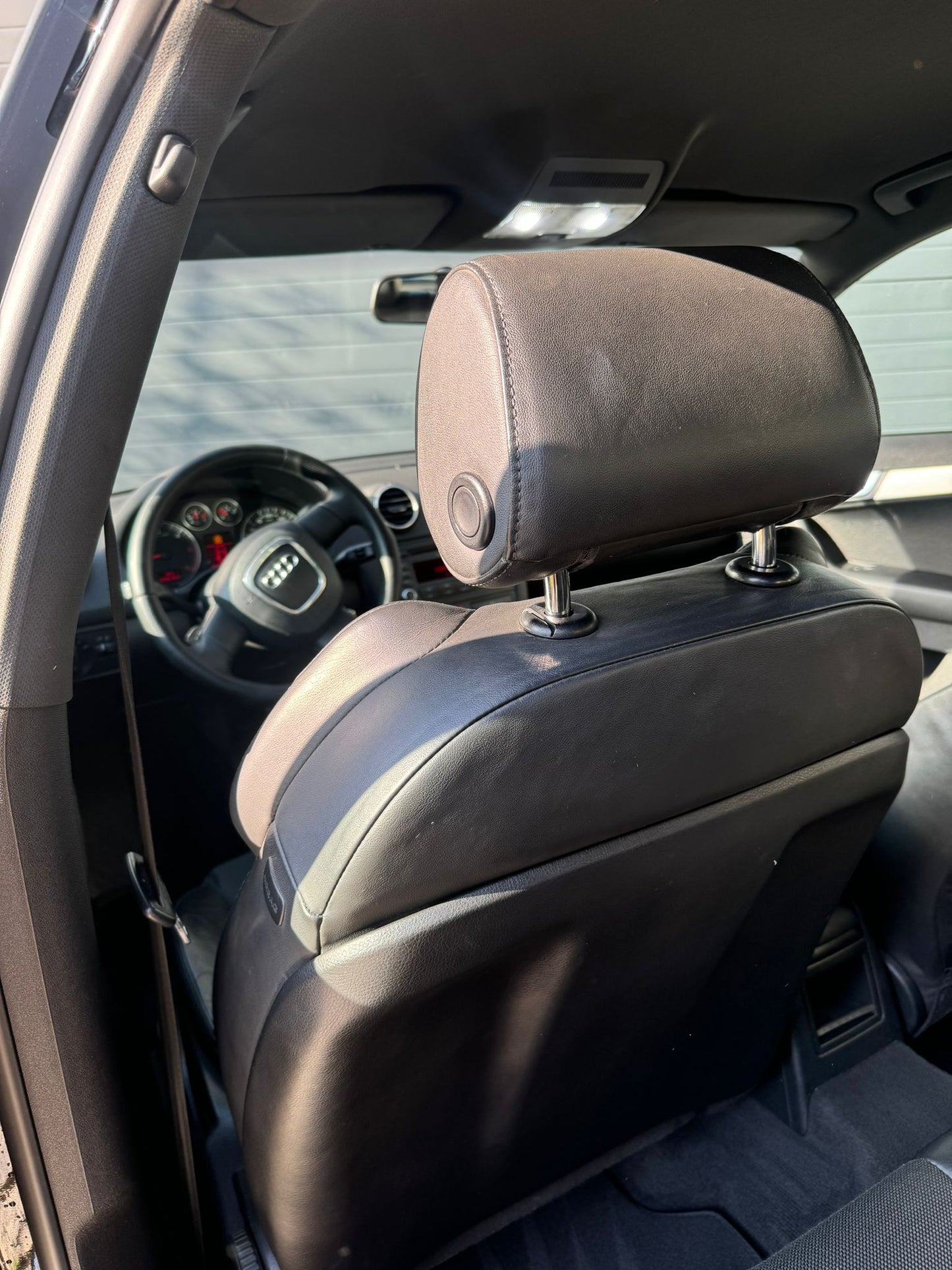 Audi A3 2.0TDI Sline *DSG*