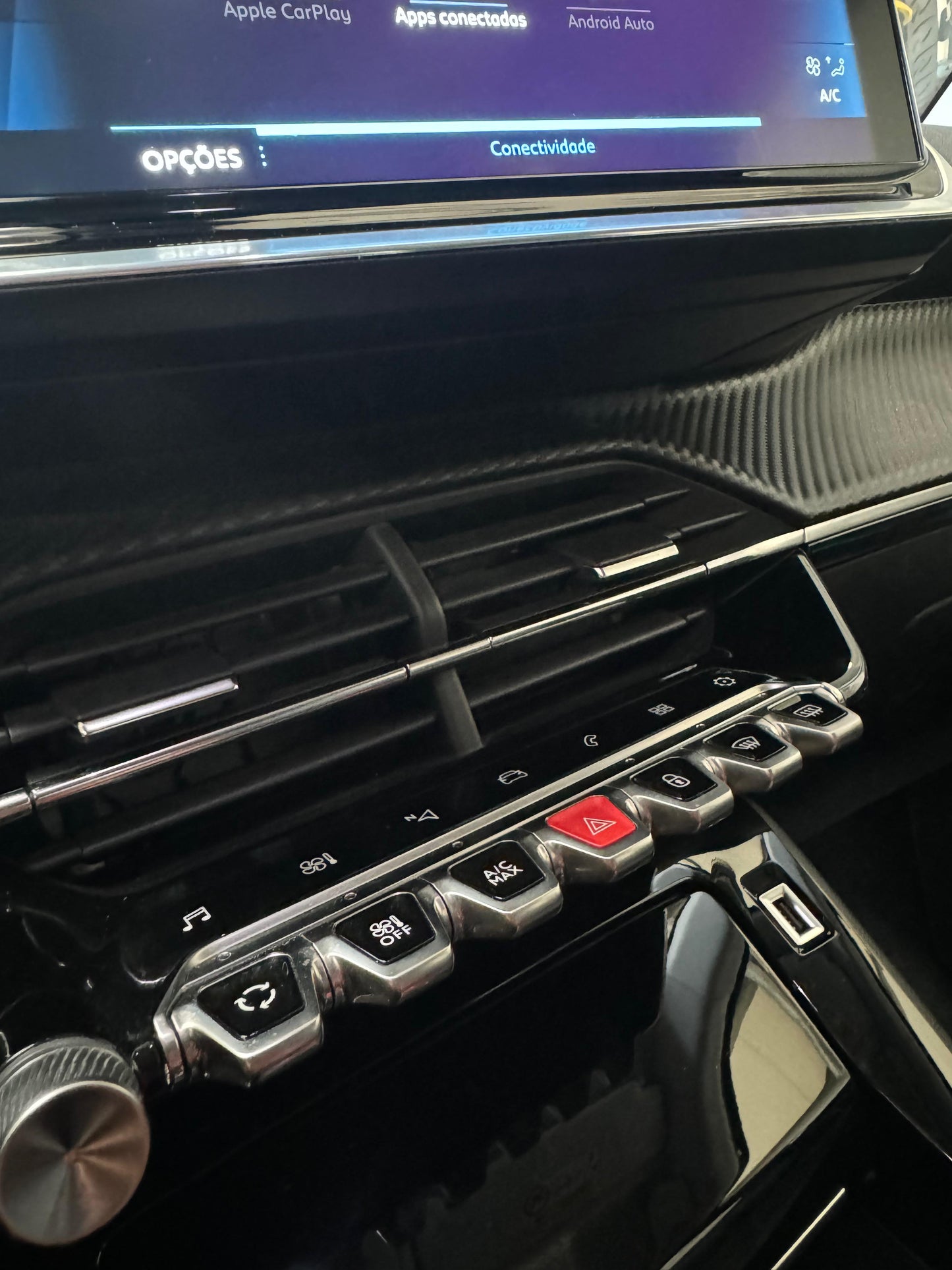 Peugeot 2008 1.5 BlueHDI *Automático*