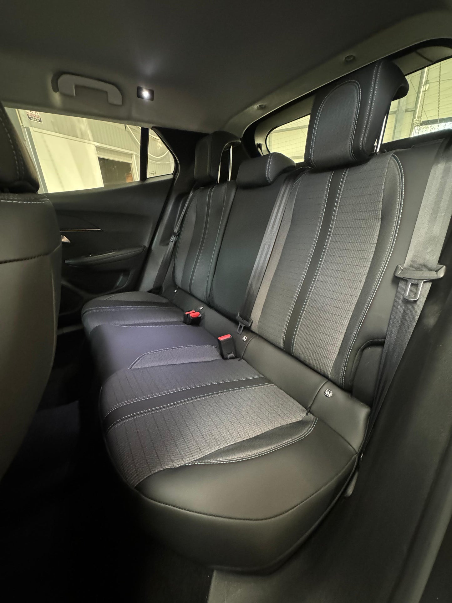 Peugeot 2008 1.5 BlueHDI *Automático*