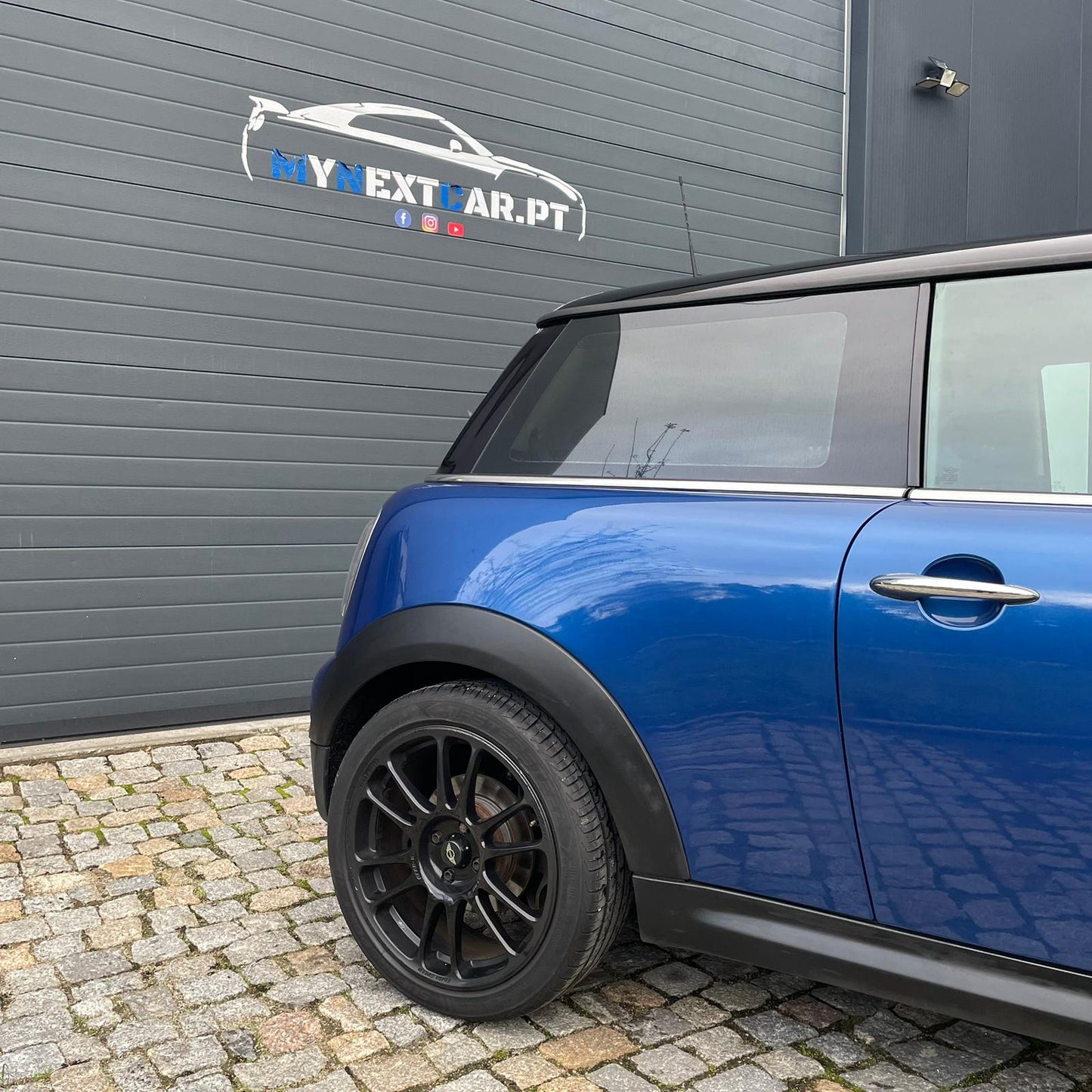 Mini ONE D