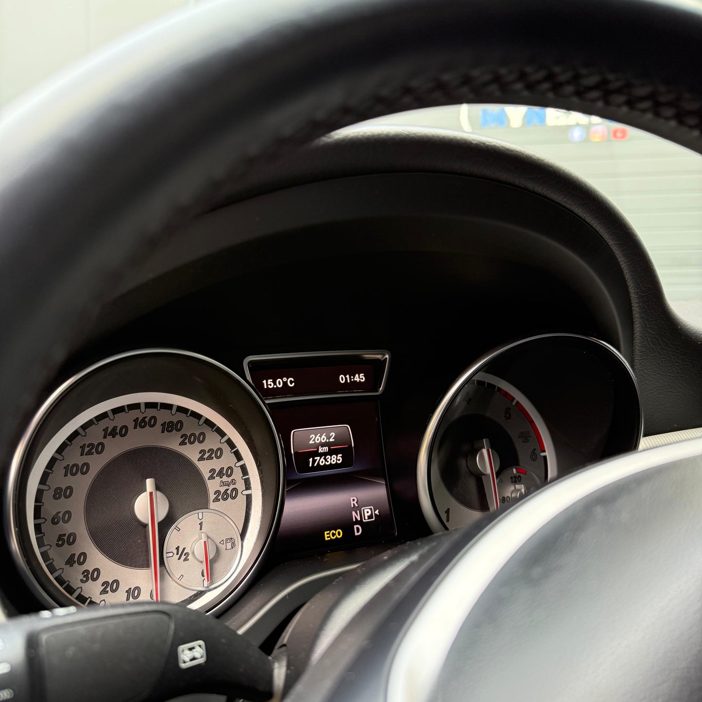 Mercedes-Benz CLA 180D