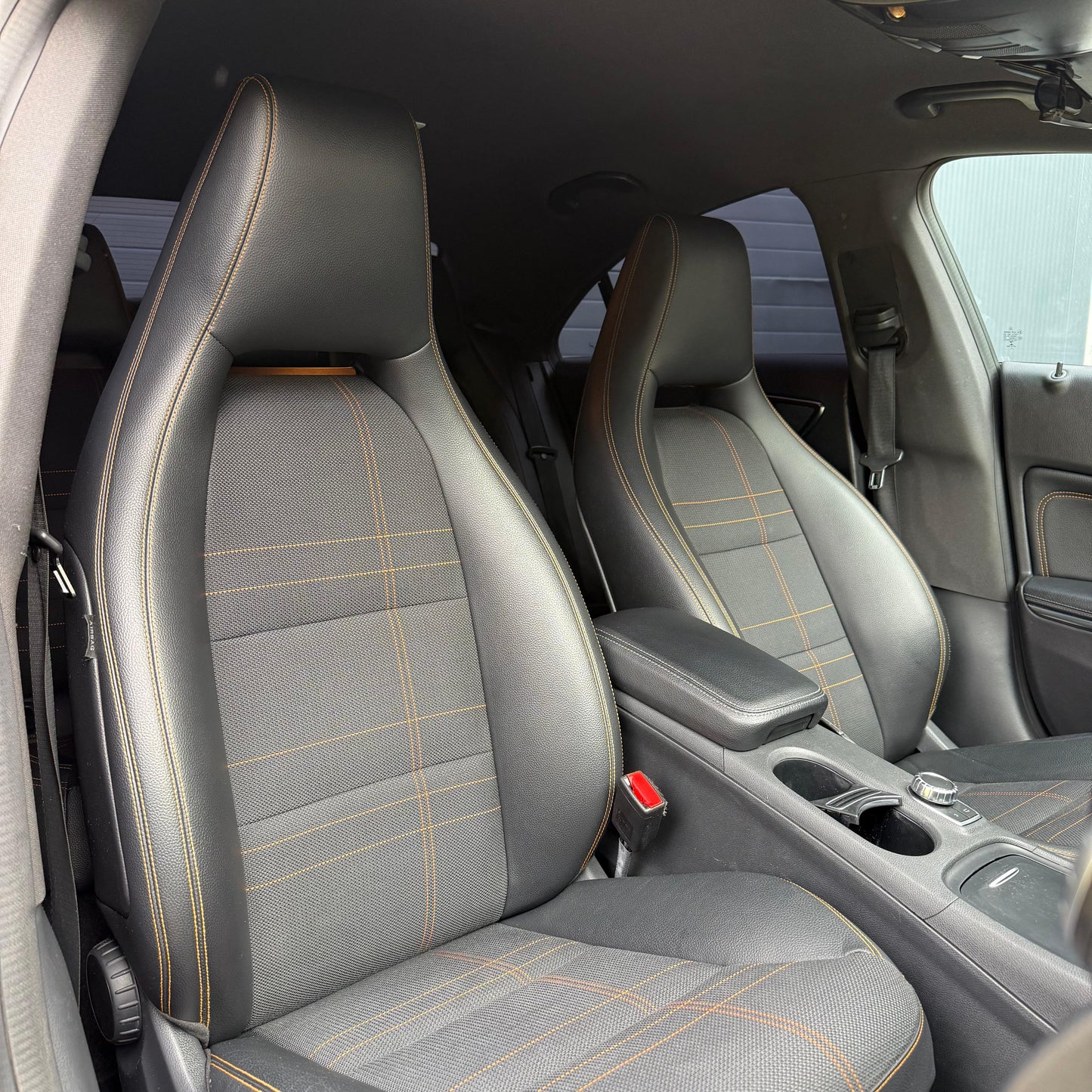 Mercedes-Benz CLA 180D