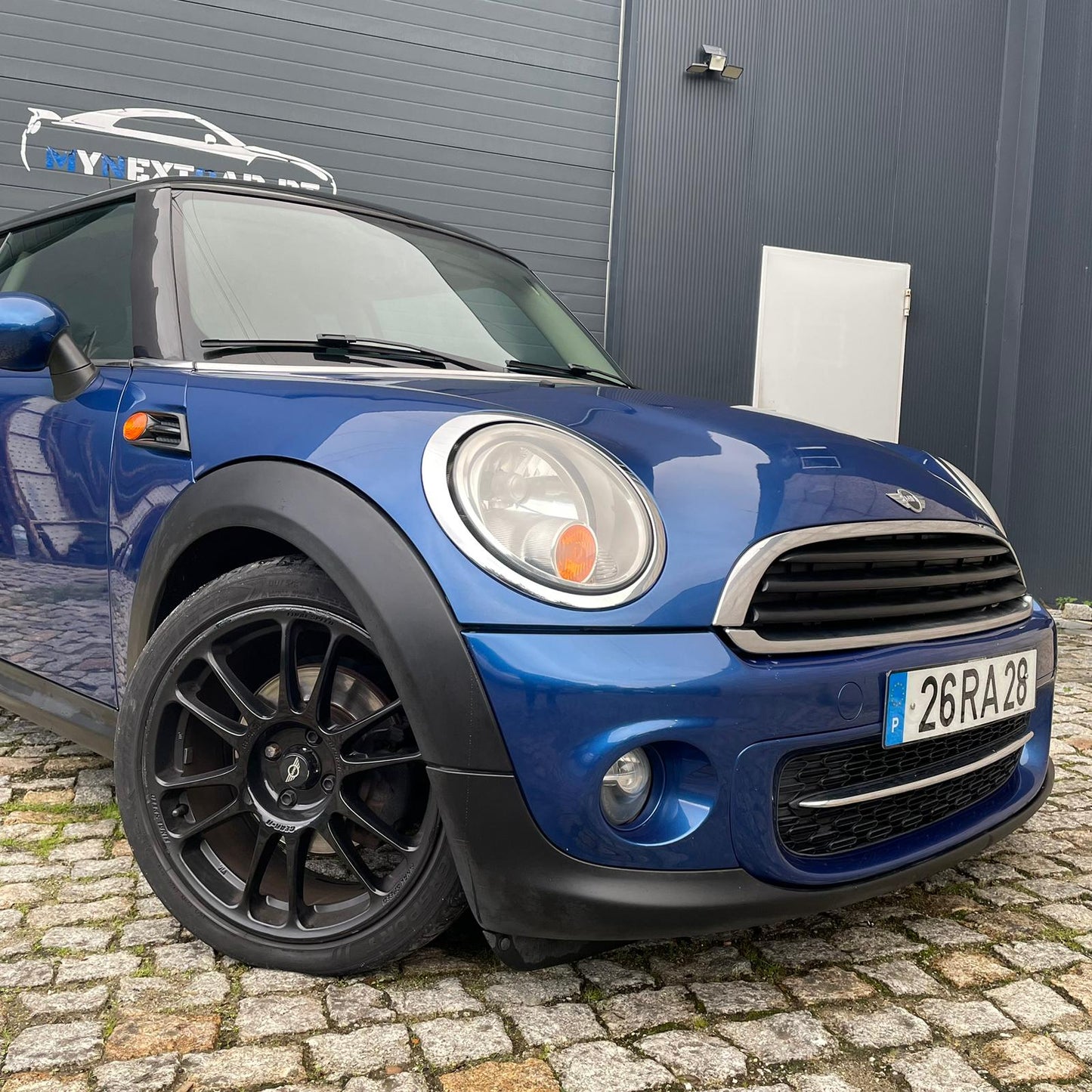Mini ONE D